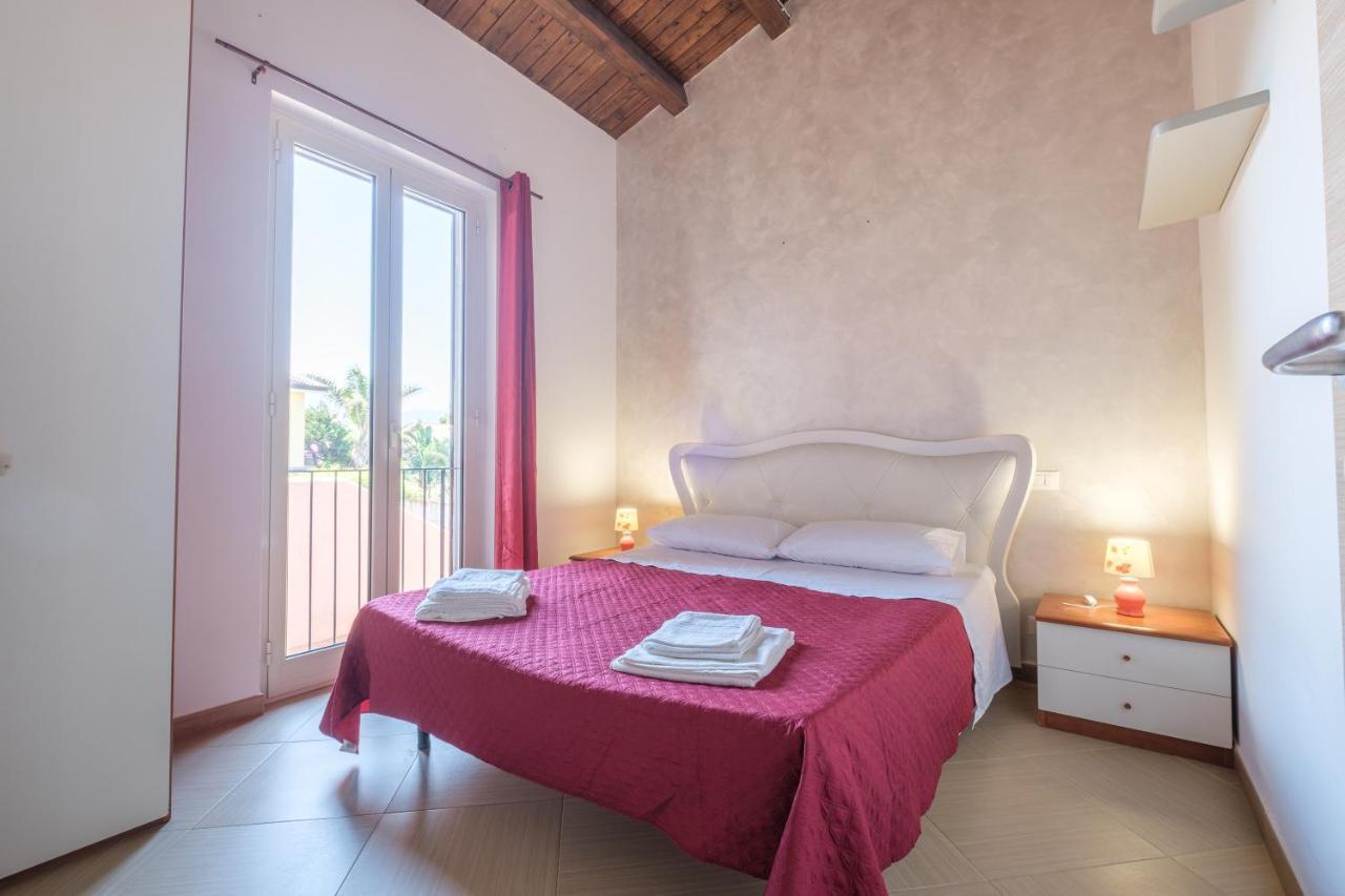 Casa Vacanza Josephine Villa Barcellona Pozzo di Gotto Eksteriør billede