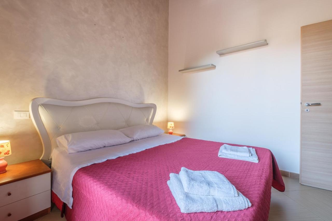 Casa Vacanza Josephine Villa Barcellona Pozzo di Gotto Eksteriør billede
