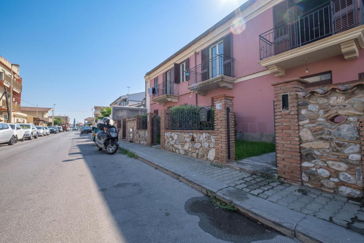 Casa Vacanza Josephine Villa Barcellona Pozzo di Gotto Eksteriør billede